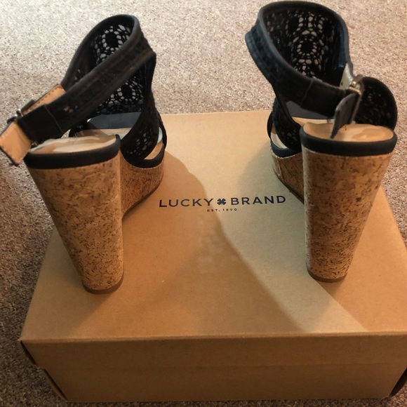 Lucky Brand Wedges - Picture 3 of 3
